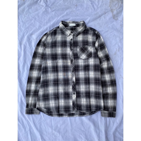 Flannel E hyphen world gallery