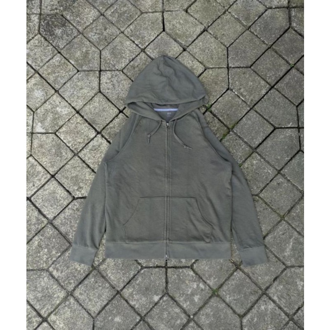ZH Uniqlo Second