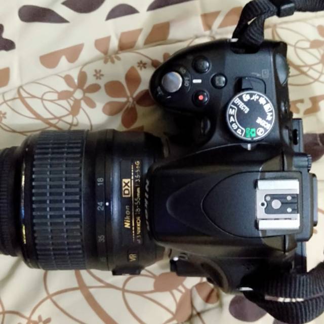 NIKON D5100