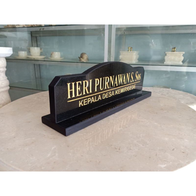 

Papan Nama Nametag Meja Kantor bahan Granit Hitam
