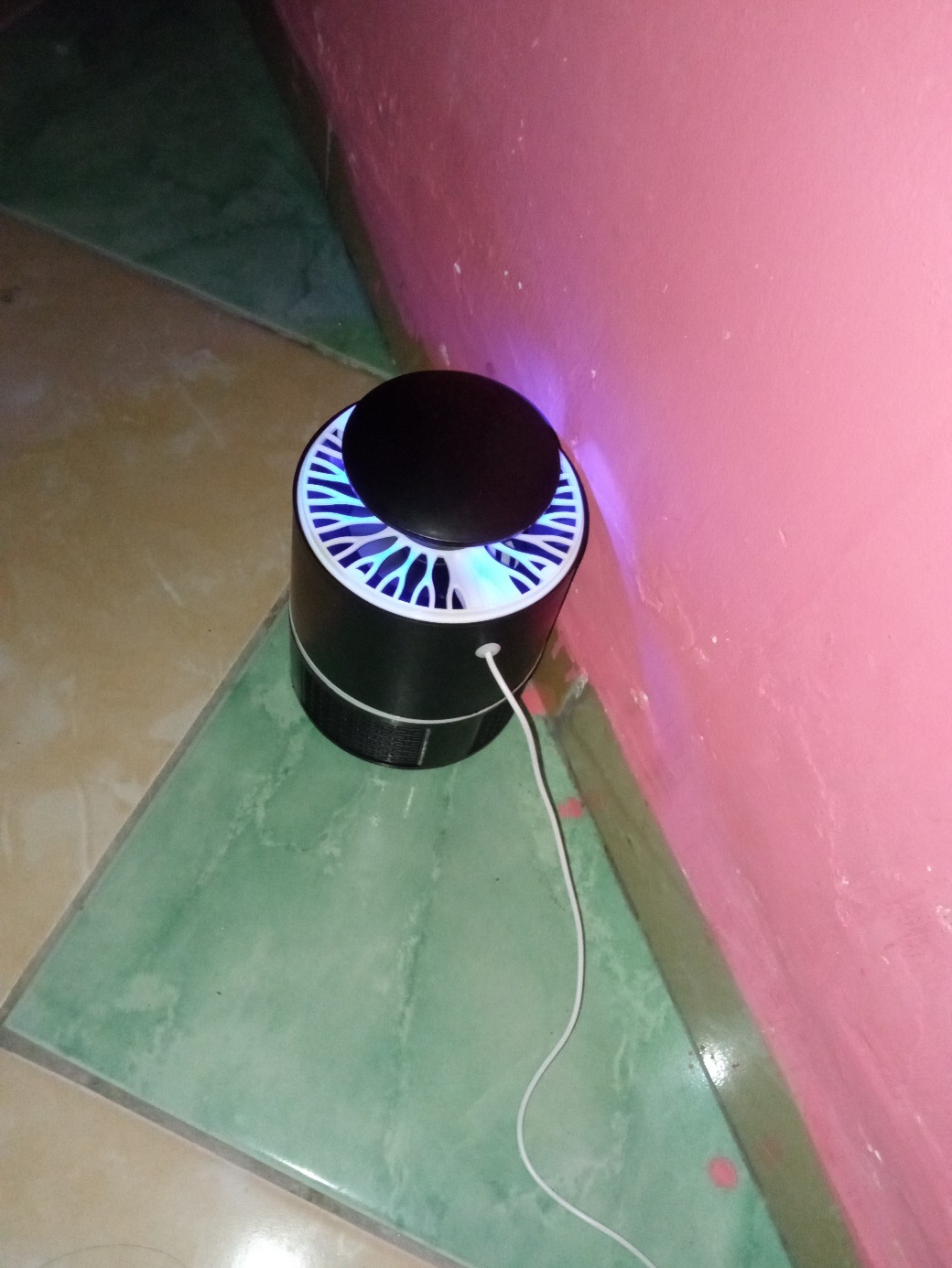 Perangkap Nyamuk Jebakan Lalat Kipas Lampu Led Uv Ultraviolet Elektrik