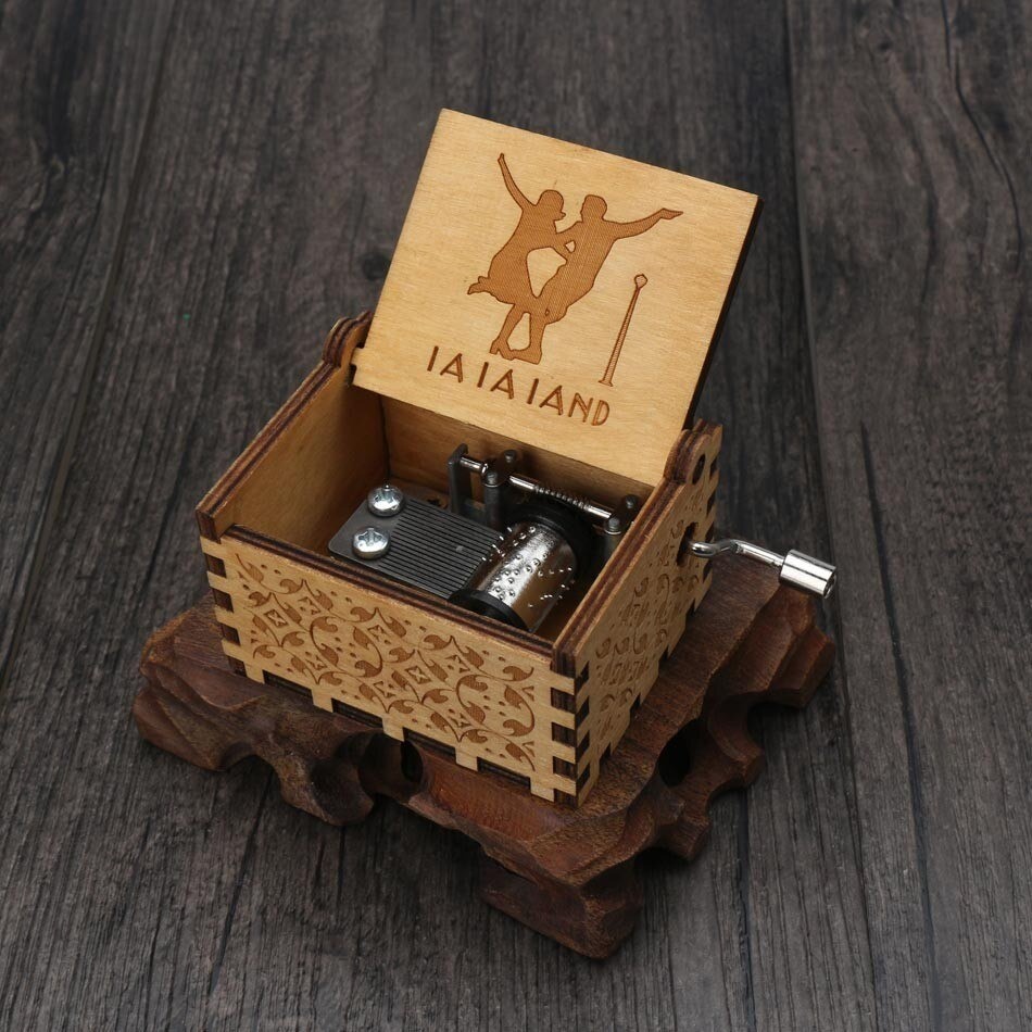 Kotak Musik Antik Engkol Tangan Kotak Mainan Musik Engkol Wooden Music Box Engraving