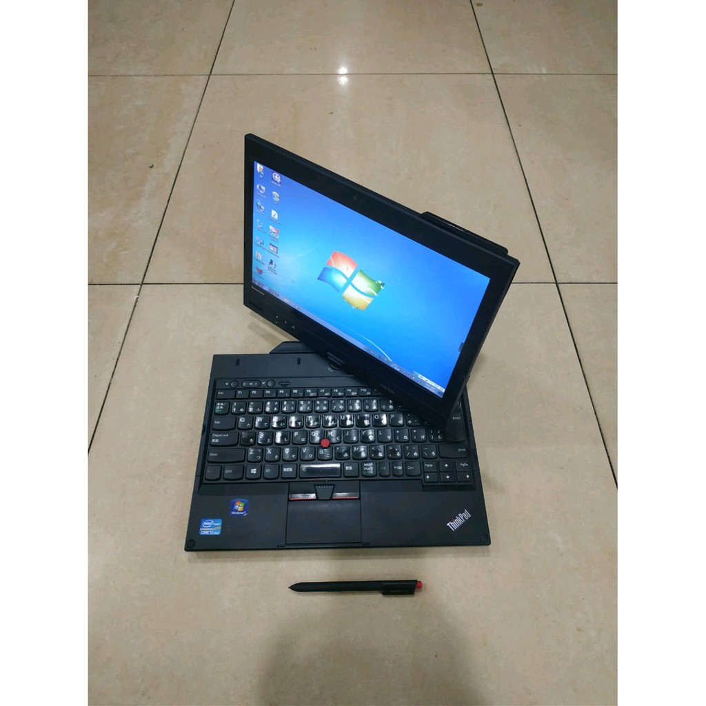 Laptop Tablet bekas lenovo core i7 ram 4gb