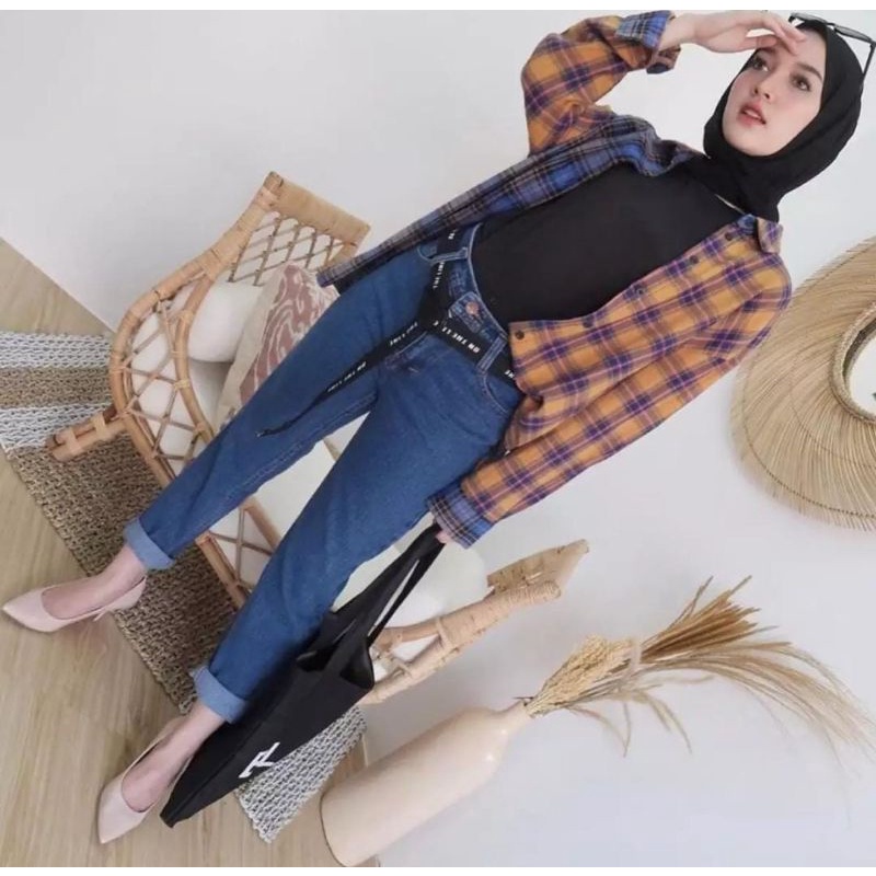 CELANA BOYFRIEND PLAIN HITAM PUTIH//BOYFRIEND PLAIN JEANS WANITA