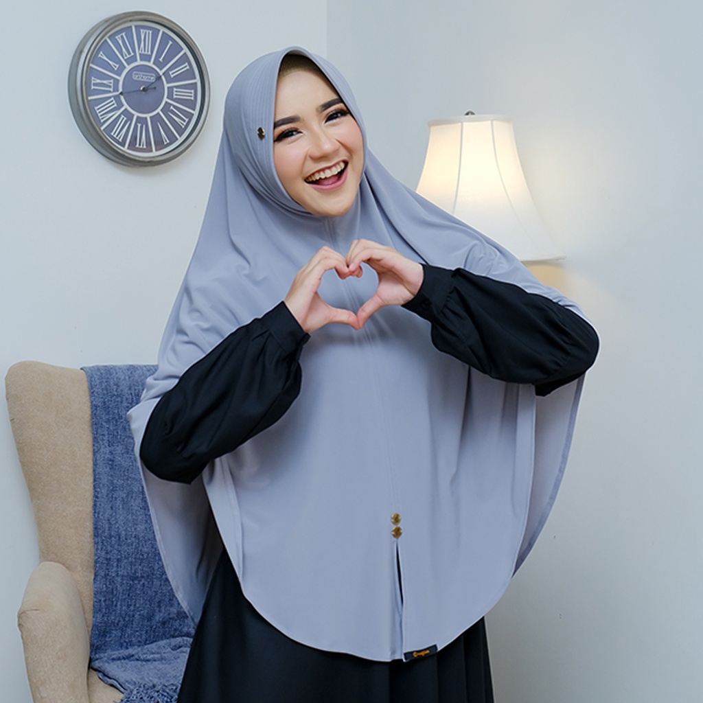 Jilbab Instan Bergo Syar'i Nafisa RETANIA | Kerudung Bergo Pad Kecil Hijab Instan Jumbo Polos Nafisa Original-Abu Muda