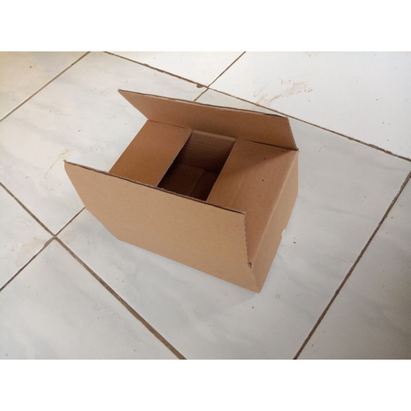 

carton box 32,5x15,5x15,5cm