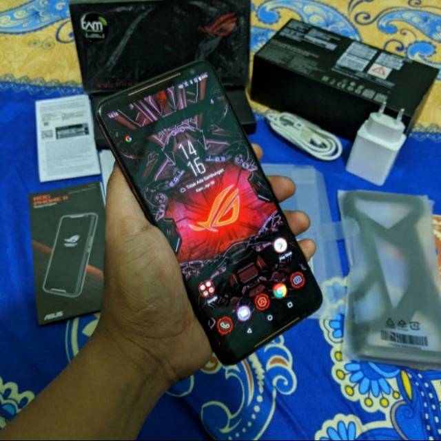 Promo hp   Asus Rog Phone 2 
Garansi Resmi Indo 8/128