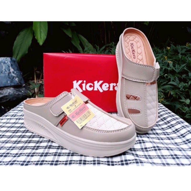 WEDGES SPATU KICKERS WANITA ST04 // sandal Slop wedges Kickers ST04 // spatu wedges Slop