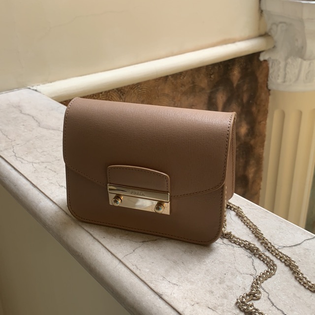 Preloved FURLA Metropolis Mini bag