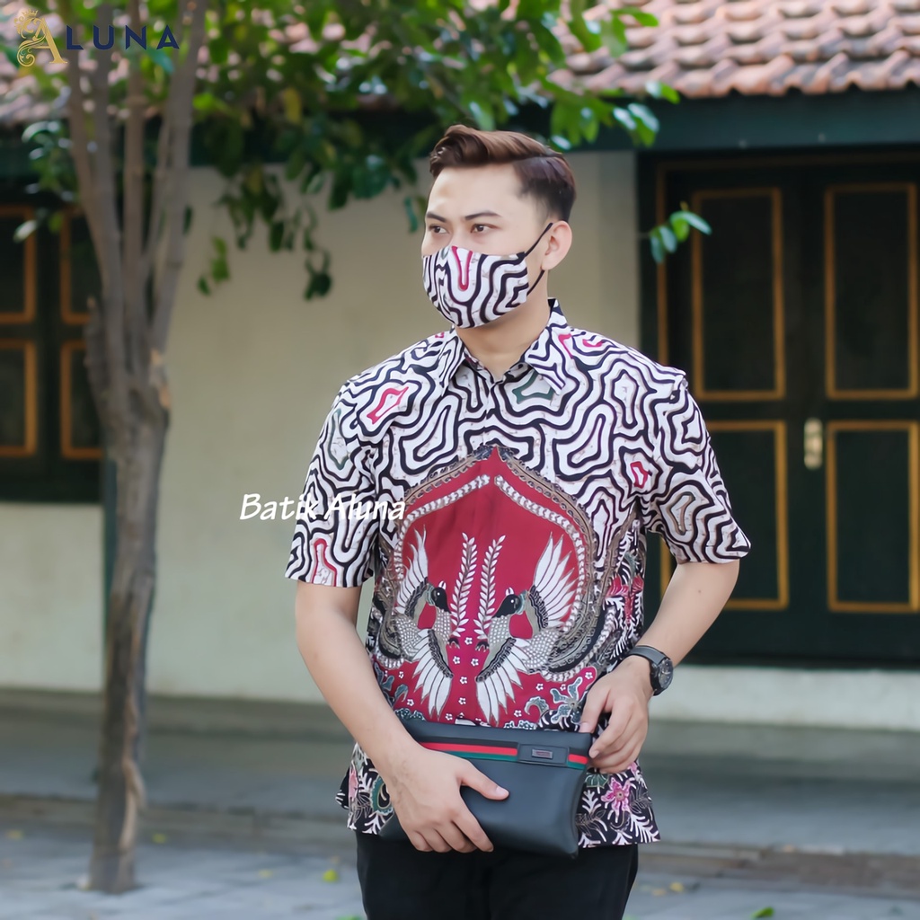 TERLARIS.!! BAJU BATIK PRIA LENGAN PENDEK KEMEJA BATIK PRIA KEREN MODERN BATIK COWOK KEKINIAN PD 014