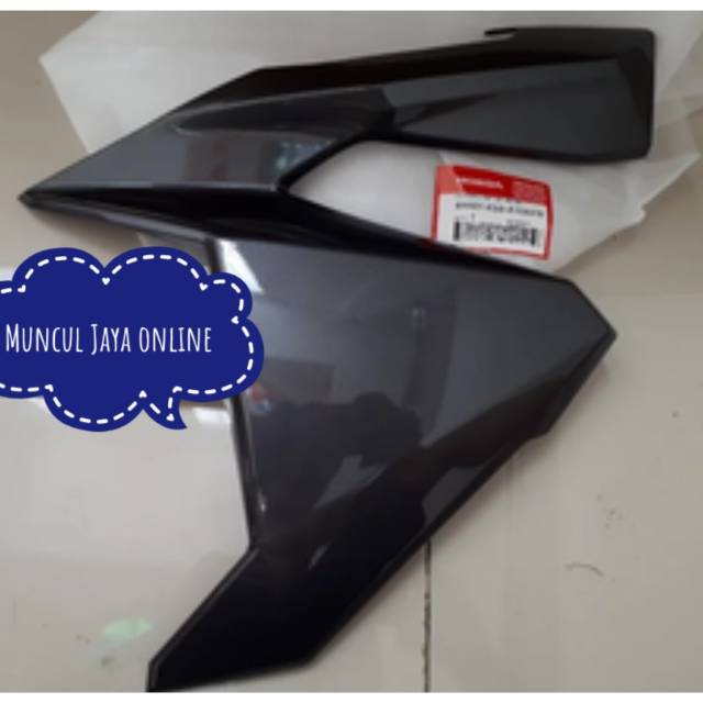 64601-K59-A10AFB Cover Tebeng Sayap Kiri Vario 125 150 Led Abu abu Hitam Glossy