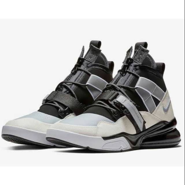 black and white air force 270