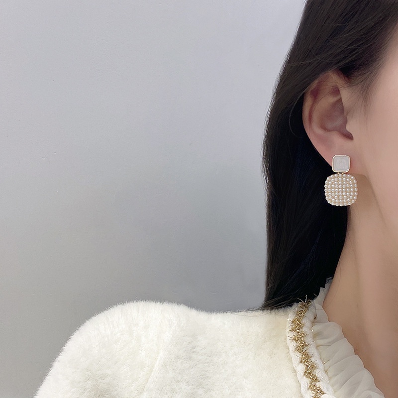 Anting Tusuk Gantung Bahan Sterling Silver 925 Desain Geometri Hias Mutiara Untuk Wanita