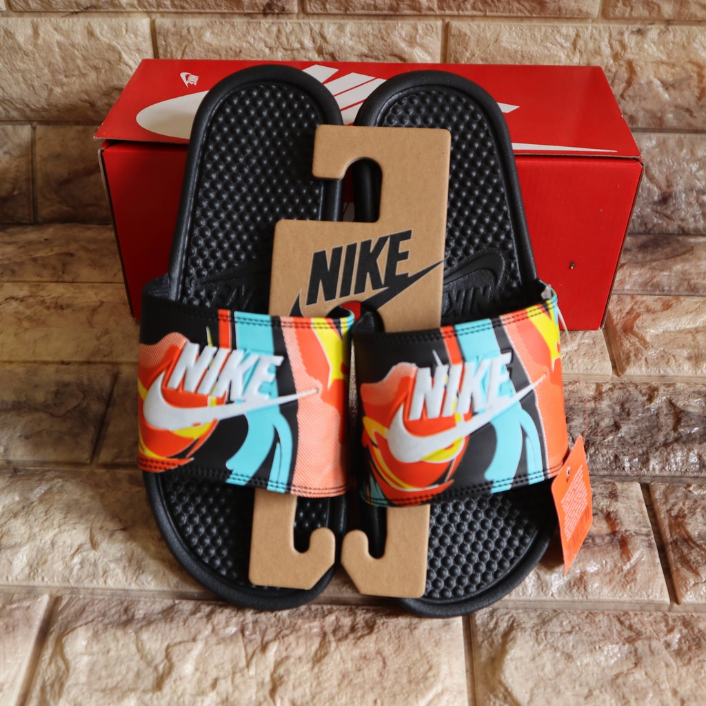 Sandal Pria Korea Fashion nike benassi Sandalhitam Musim Panas Kasual Nyaman Sandalpria selop kasual