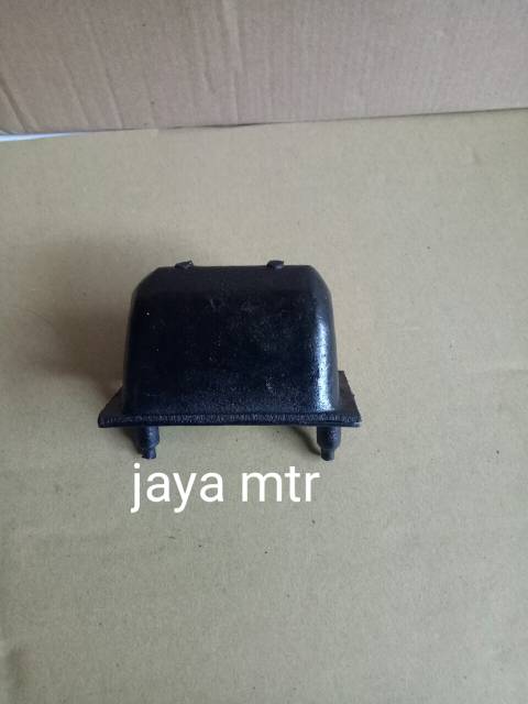 Stopper depan bawa isuzu panther