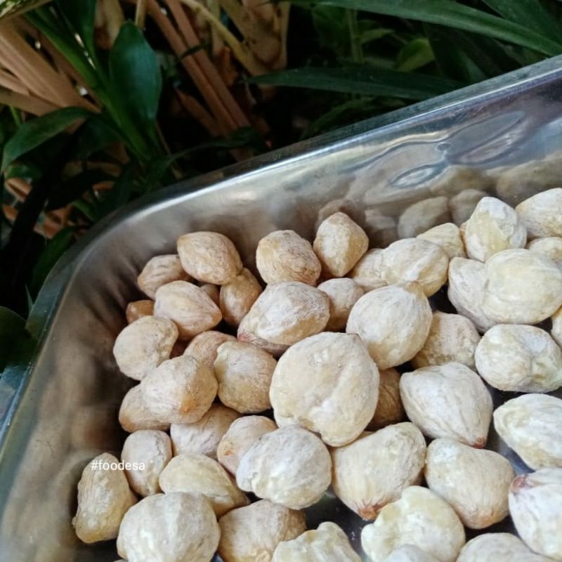 

Biji Kemiri 250 gram Kemiri 1/2 Kg