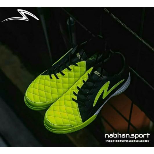 SPECS METASALA FANTASTICO IN BLACK SAFETY YELLOW