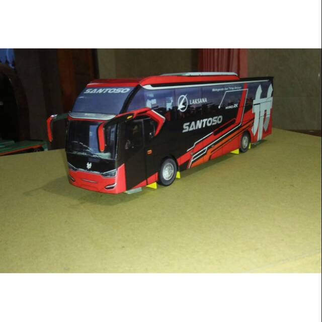 papercraftbus miniatur bus kertas