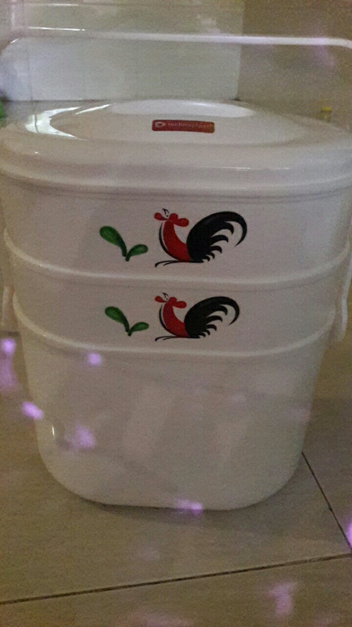 Rantang Kukuruyuk Oval 3 Susun Pc001