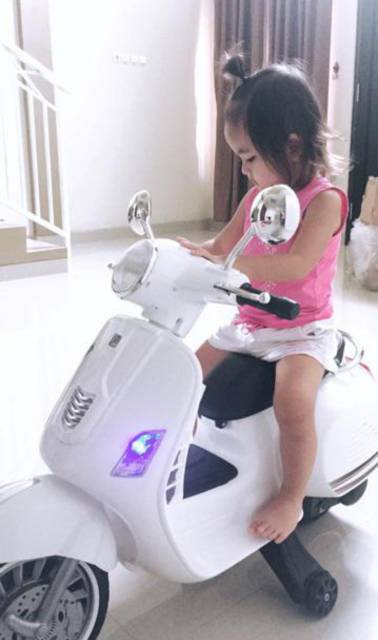 Mainan Motor Aki Anak Vespa PMB M-288