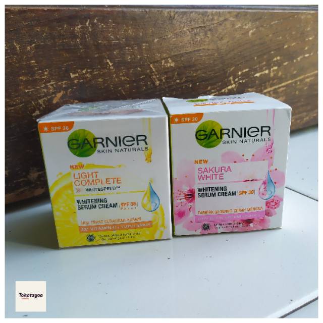 Garnier Serum Day Cream Sakura & Lemon Yuzuu 50 ml