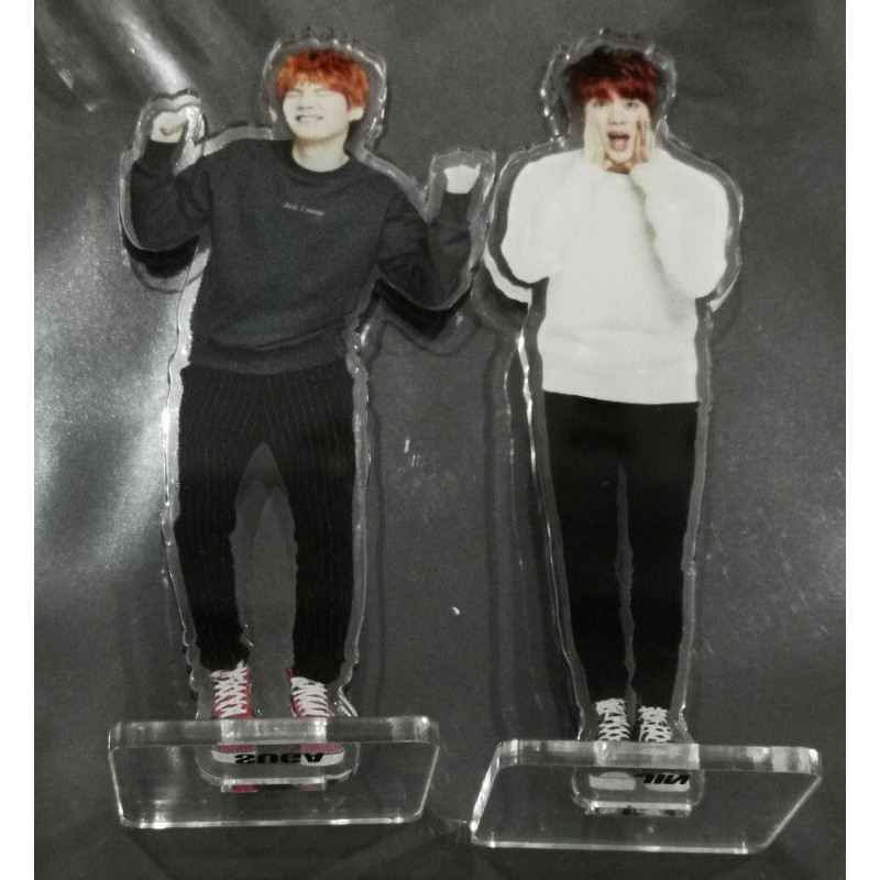 bts muster acrylic stand / standee - jin, suga version