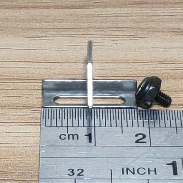 Lidah Sepatu 0,8mm dan Baut Mesin Jahit Kamkut / Overdeck W500