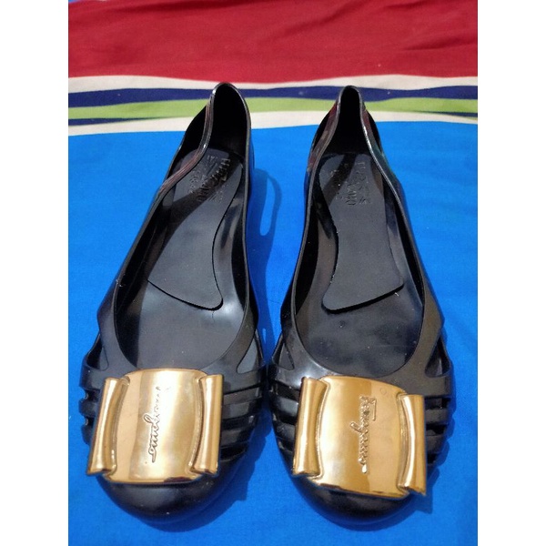 Sepatu Salvatore Ferragamo
