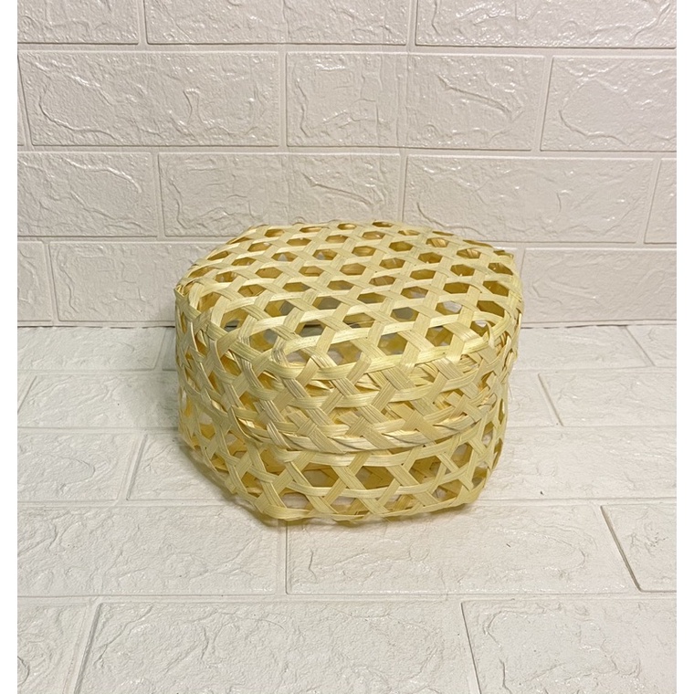 

Keranjang Bambu Bulat | Box Bulat | Hampers Bulat Complong Lubang | 22cm