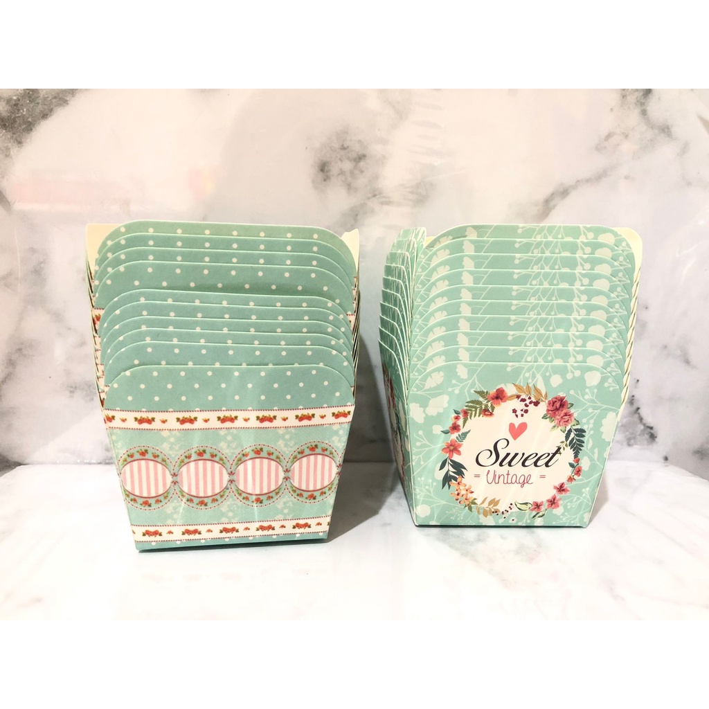 PAPER CASE ROTI ( CUP MUFFIN KOTAK ) KERTAS BAKING BLUDER BRUDER 50 PCS