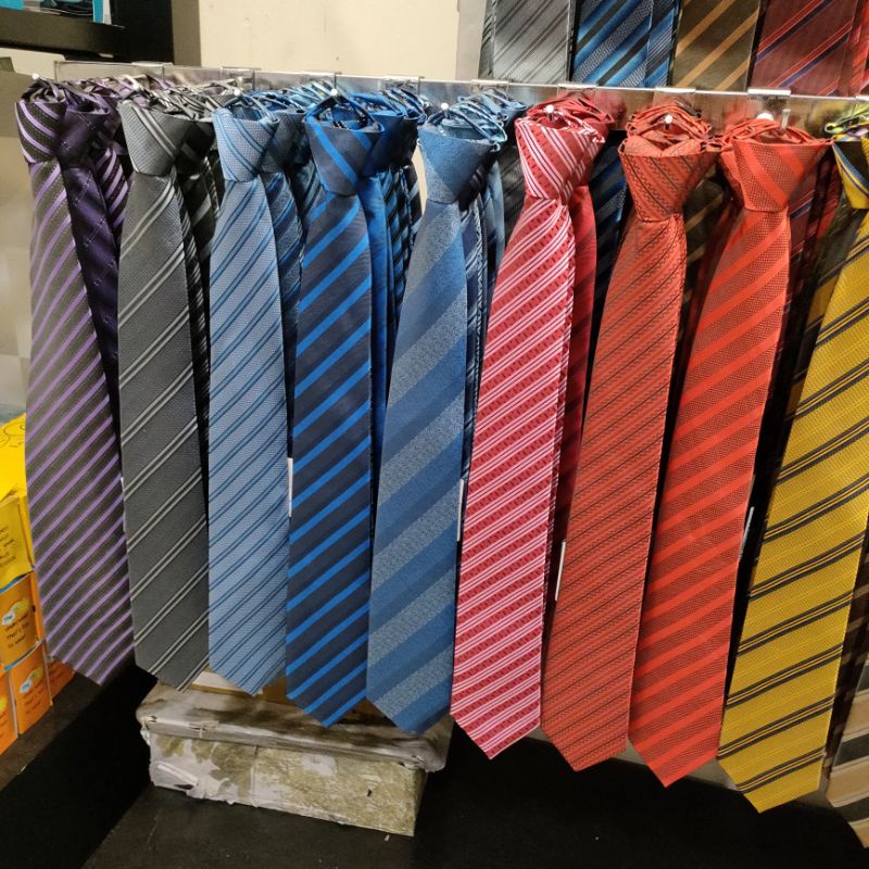 Dasi panjang pria dewasa Decarlo