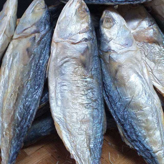 

Ikan asin peda putih 100 gr