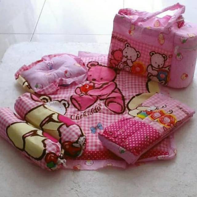 TERMURAH kado paket tas gendongan bantal guling alas tidur bayi chekiddo gift set 4 in 1-2