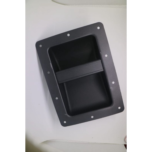 Handle Besi Box Speaker Import