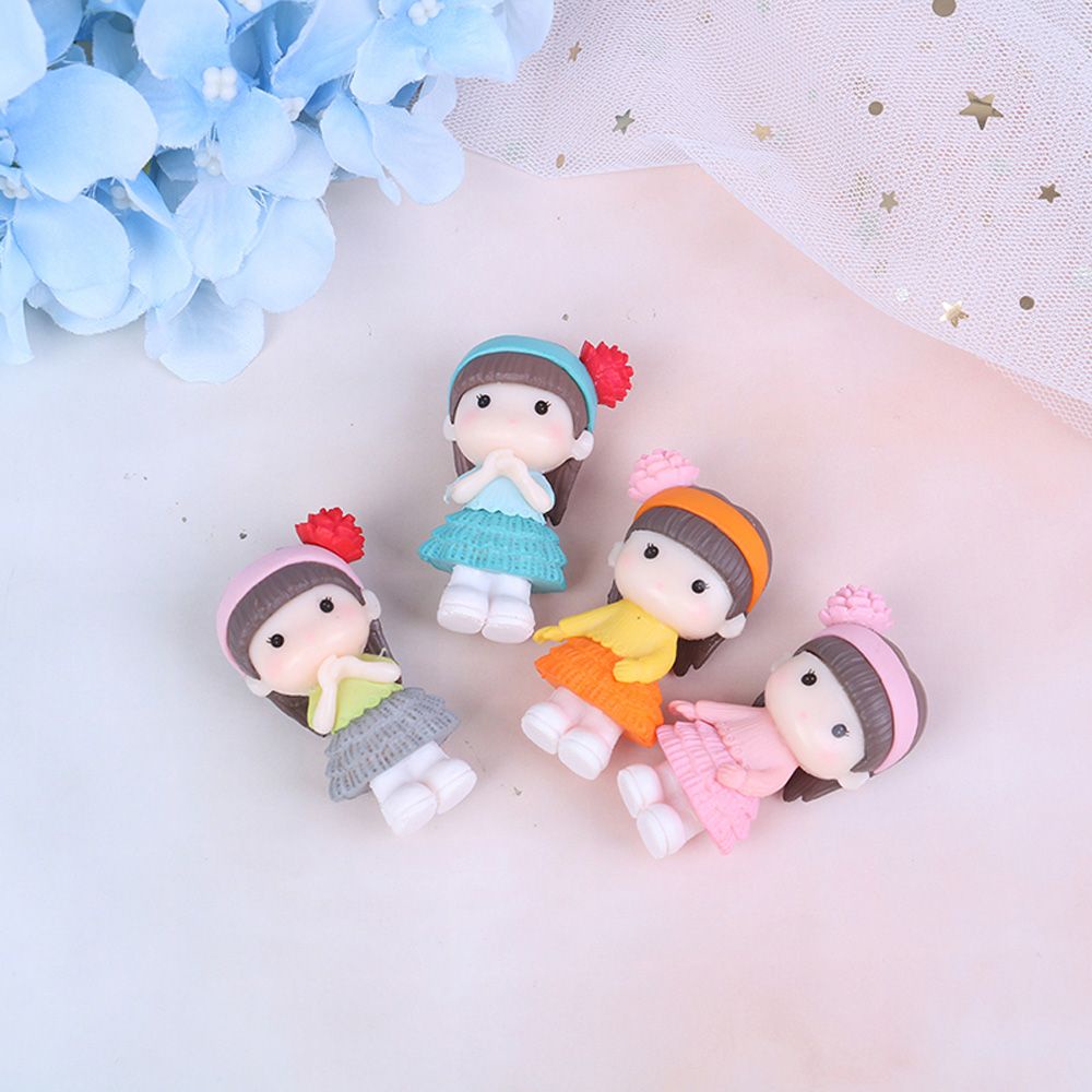 REBUY Kawaii Resin Craft People Mini Ornaments Miniature Bonsai Figurine DIY Fairy Garden Decoration Girl Pretty Cute Statue Landscape Accessories