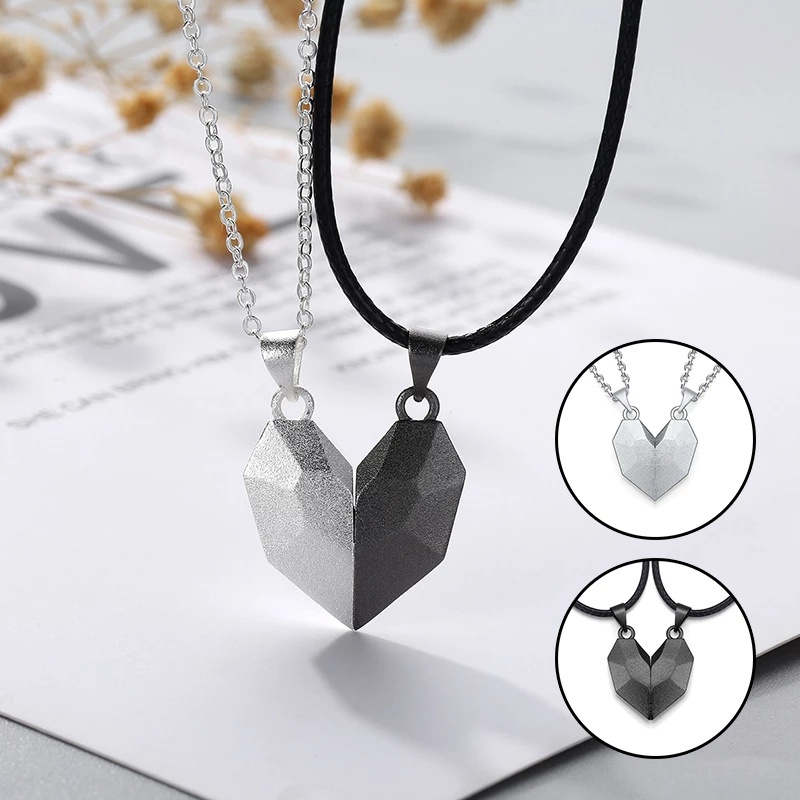 XiaoboACC 2Pcs/Set Kalung Rantai Pasangan / Pria / Wanita Liontin Hati Magnetik Untuk Hadiah Valentine 40CM+5CM