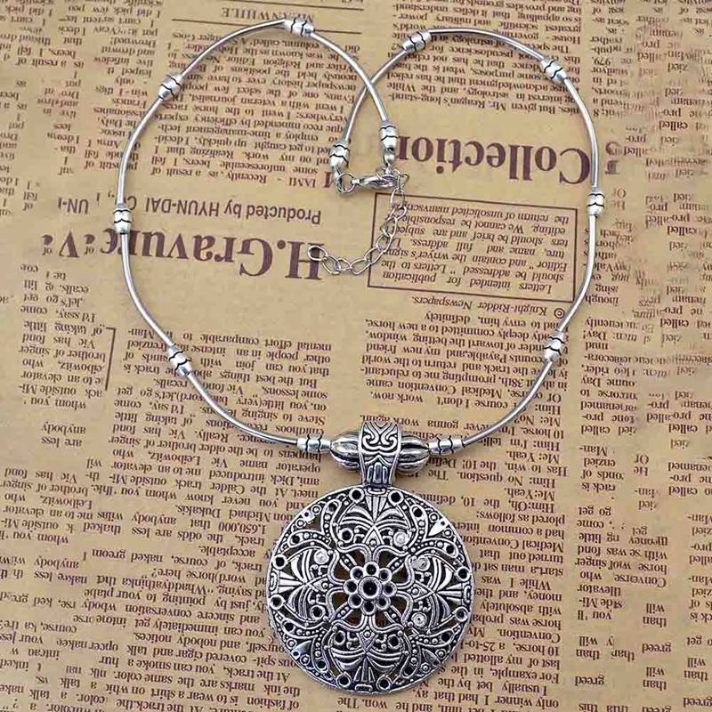 Bohemian Tibetan Silver Chain Gypsy Hollow Carved Flower Pendants Necklaces