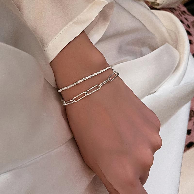 Gelang Tangan Rantai Simple Warna Silver Untuk Wanita