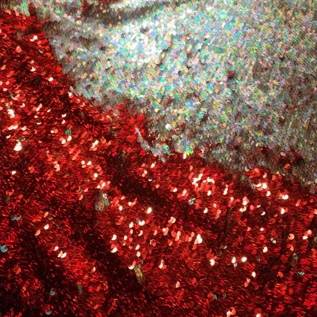 Background vlogger/ kain sequin/ Red flip Silver rainbow/ two tone sequin/ 50x150cm