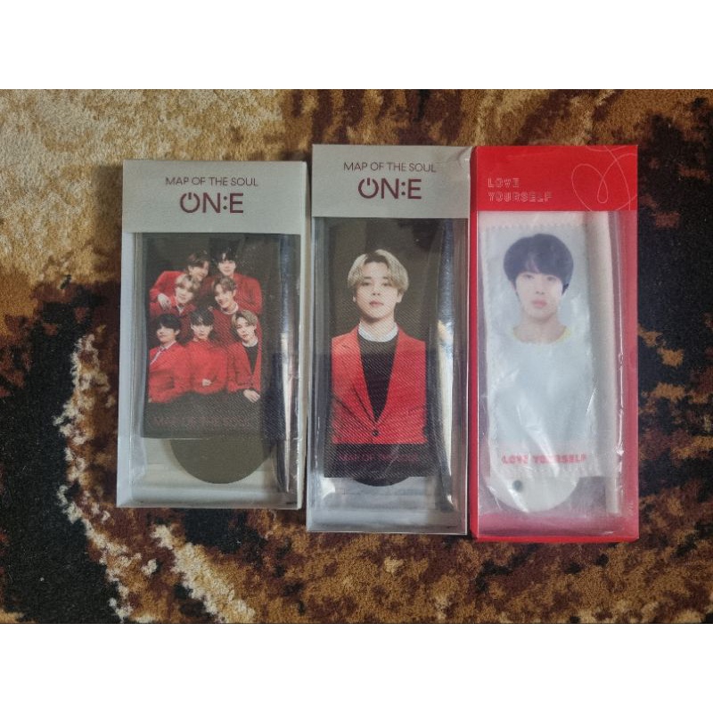 BTS OFFICIAL MINI FLAG