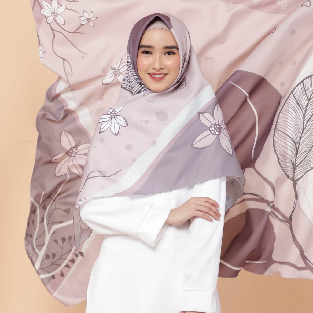 KERUDUNG SEGI EMPAT PRINTING MOTIF JILBAB SEGIEMPAT HIJAB SEGIEMPAT SCARF FEMINA