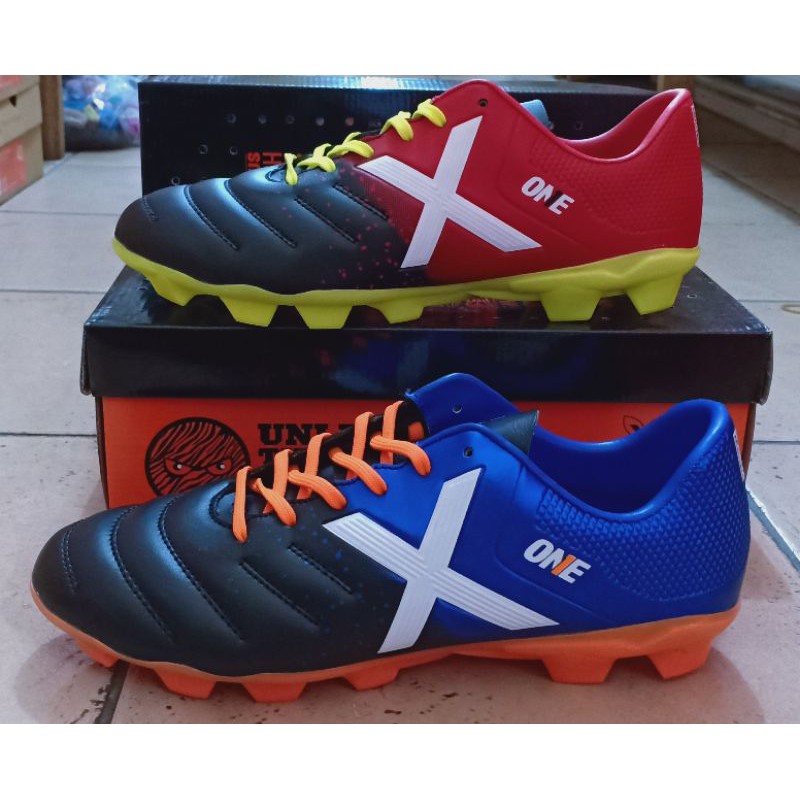sepatu bola X MUNICH ONE FG