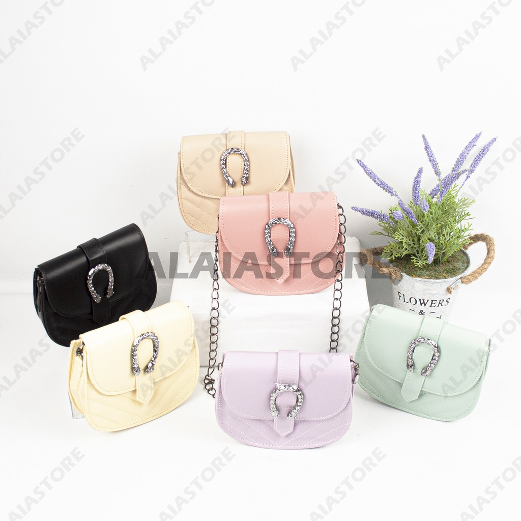 Slingbag Wanita Import Bahan Premium CARLETTA