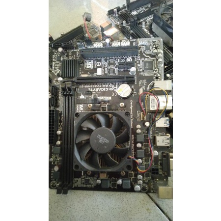 paket motherboard fm2+ gigabyte plus A6 6400k