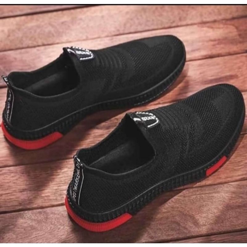 SNEAKER SIMPLE ONKE SLIP ON