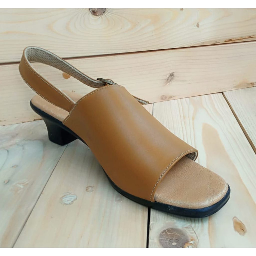 Sepatu Sandal Wanita Kulit Asli Rasheda SR 22 Selop Kasual