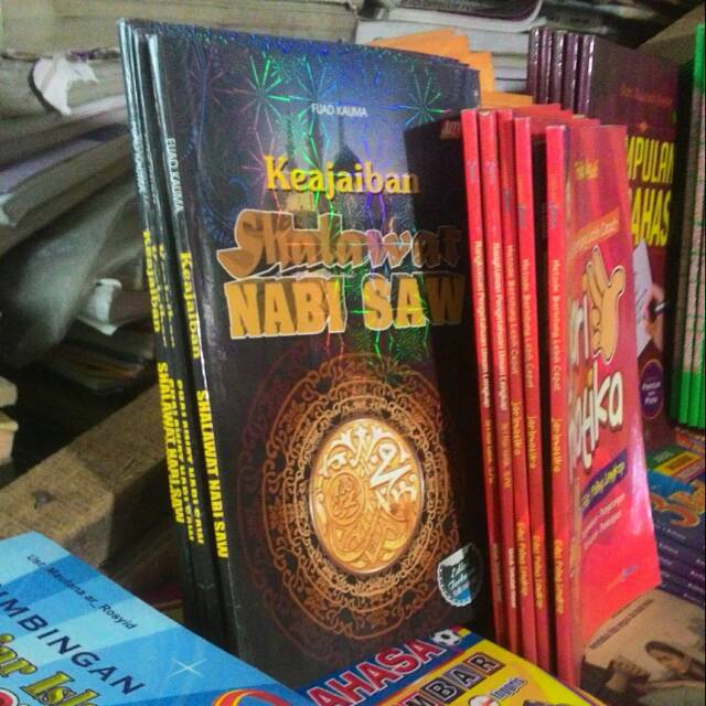 Buku keajaiban sholawat nabi