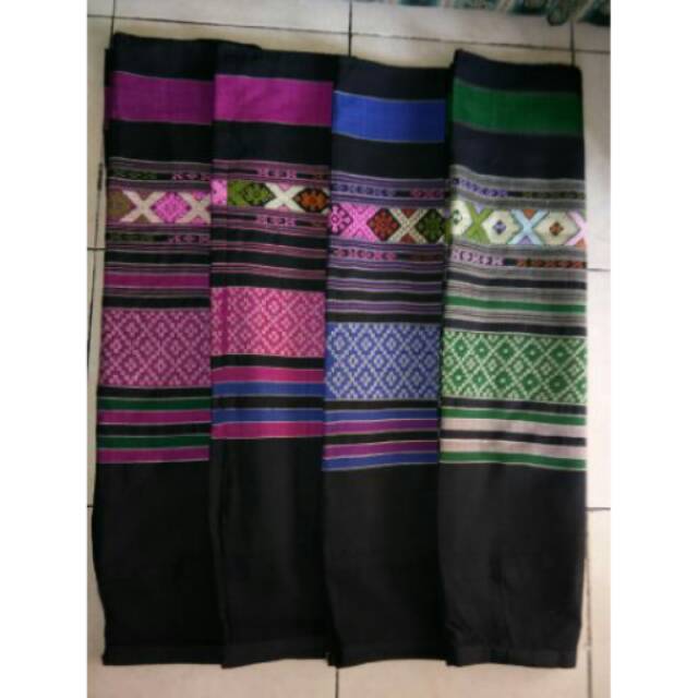 Rok lilit Madam Rose