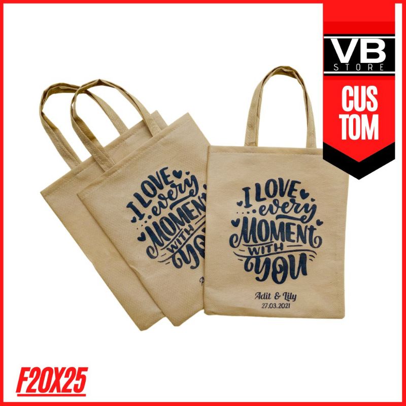 

TAS SPUNBOND SOUVENIR WEDDING ULANG TAHUN TERMURAH JAWA TIMUR GRATIS CUSTOM SABLON GOODIE BAG TEBAL KUAT F 20.25