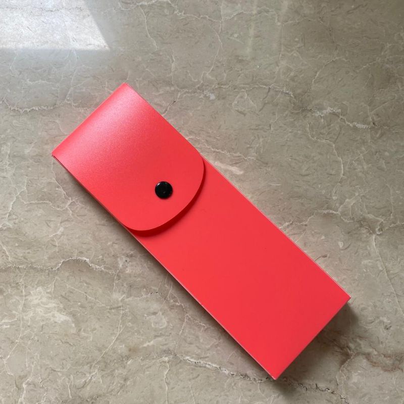

tempat pensil warna